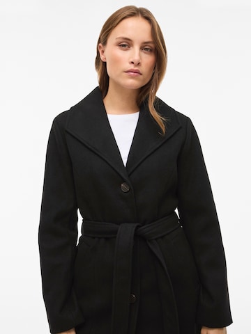 VILA Between-Seasons Coat 'VICLAUDINE' in Black