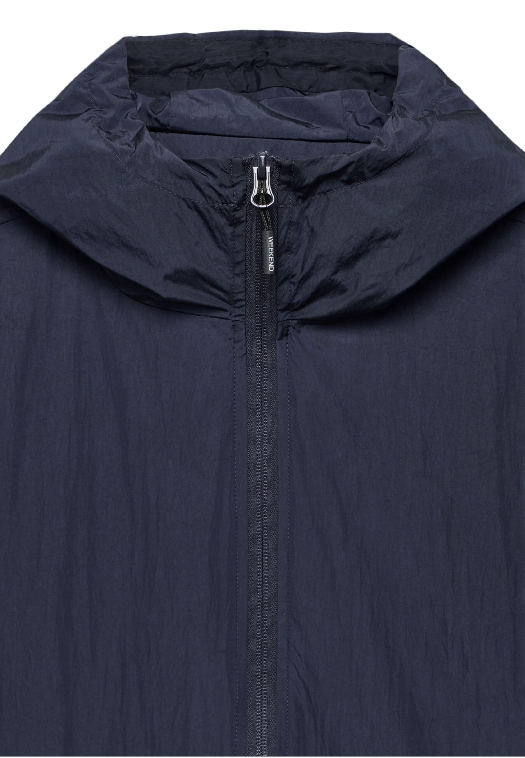 Weekend Offender Between-season jacket in Blue