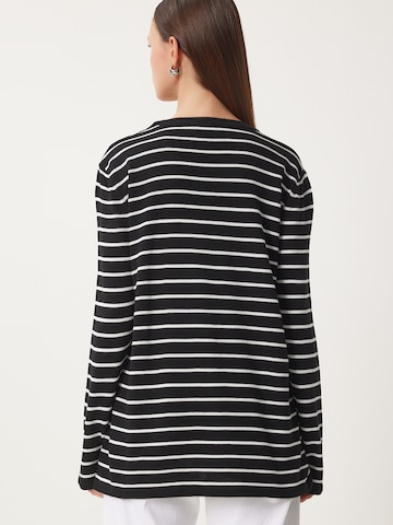 Happiness İstanbulPulover - crna boja