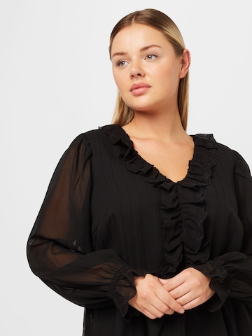 Camicia da donna 'NOLA' di Vero Moda Curve in nero