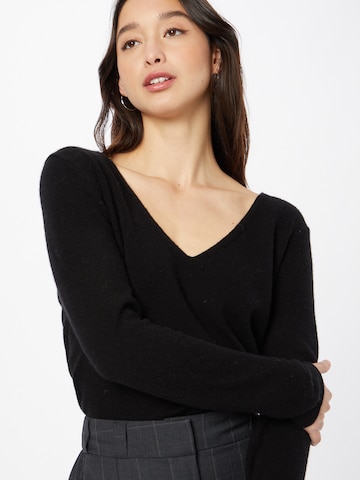 rosemunde Пуловер в черно