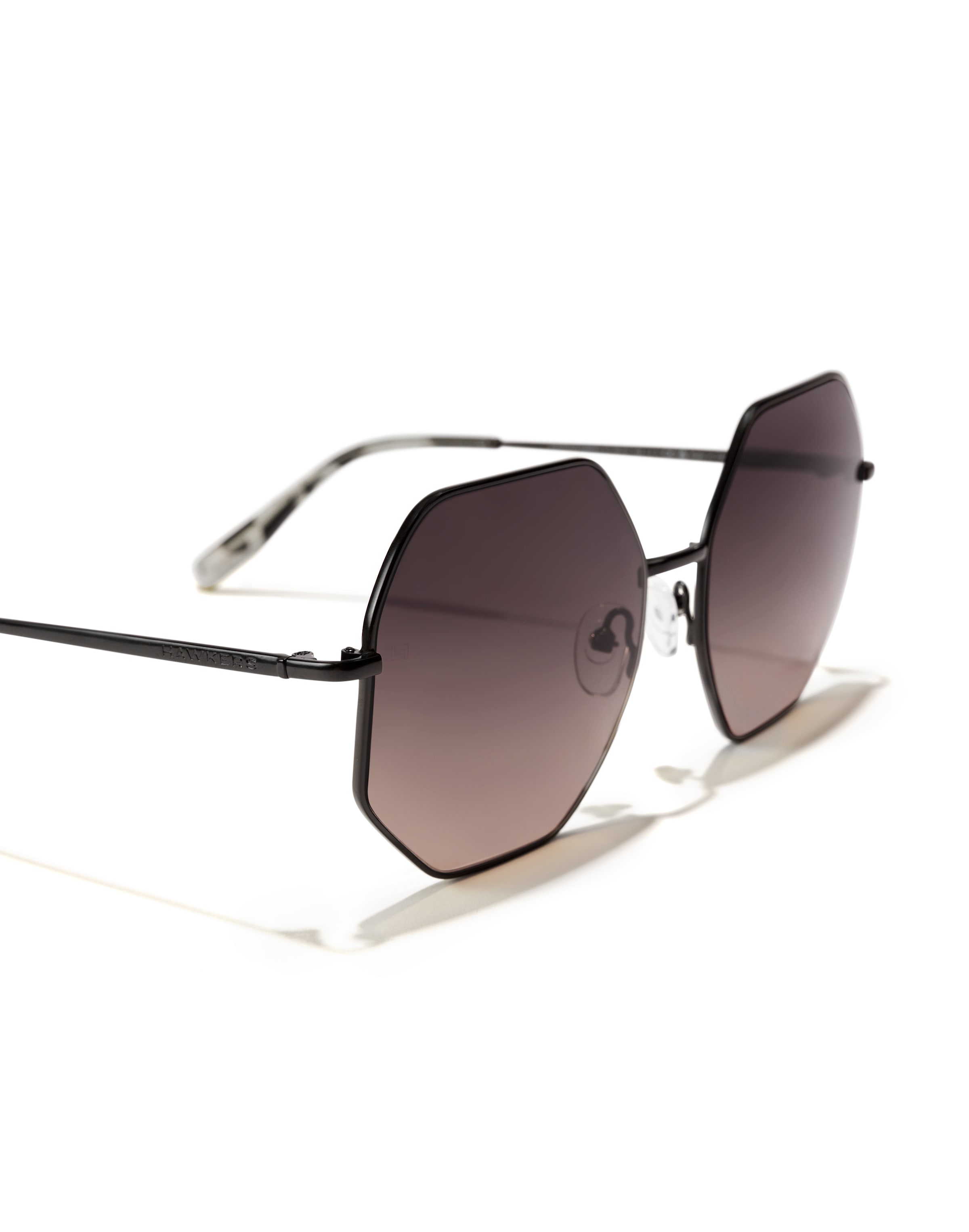 Occhiali da sole 'LUMINA' di HAWKERS in nero