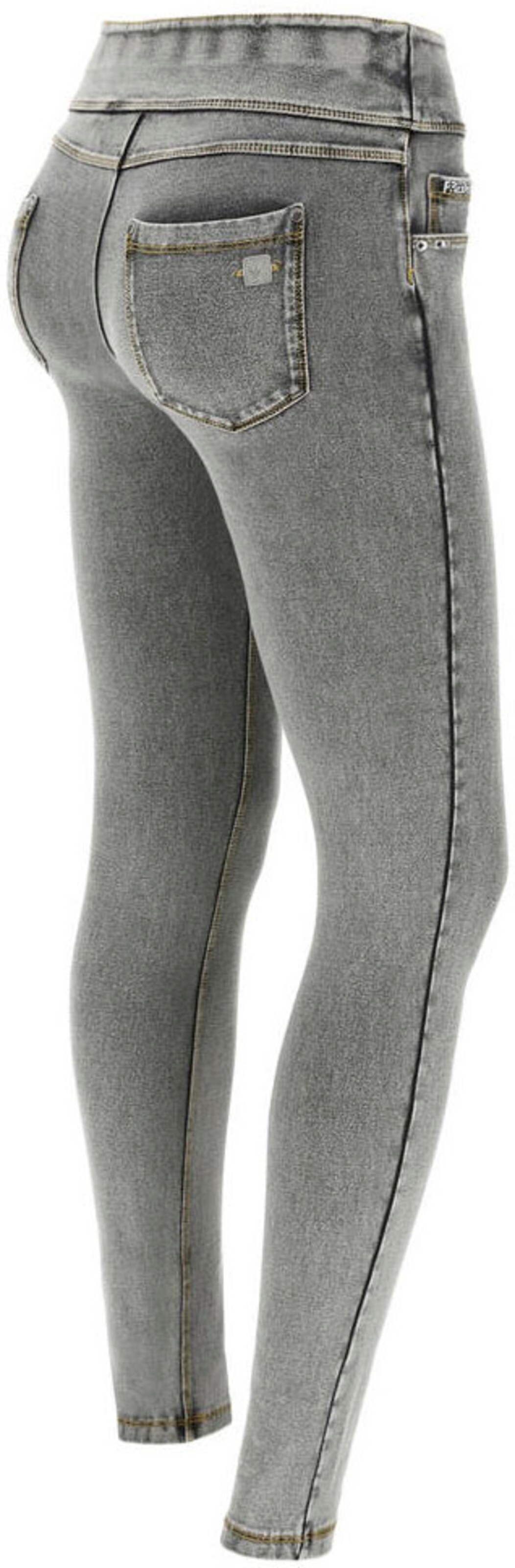 Freddy Skinny Jeggings in Grey