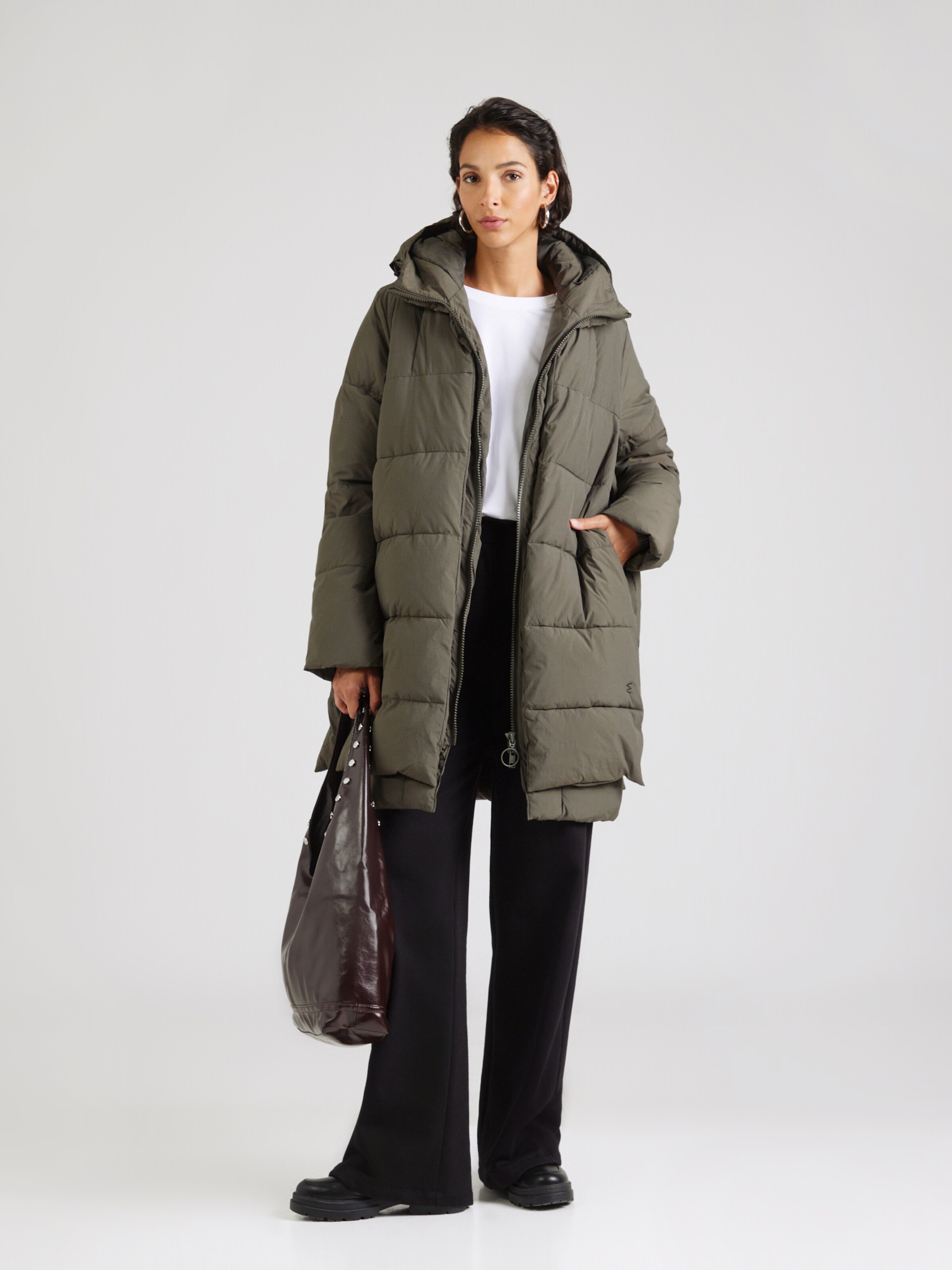 Embassy of Bricks and Logs Mantel 'Fargo' in Oliv ABOUT YOU