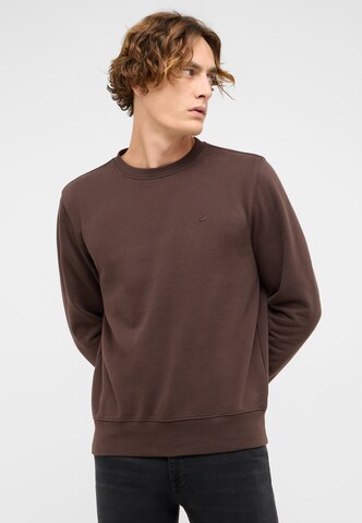 MUSTANG Sweatshirt 'Clio' in Braun: Vorderseite