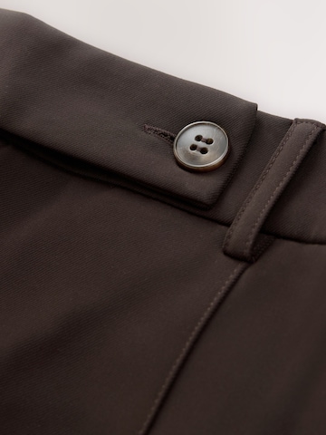 Regular Pantaloni de la Next pe maro