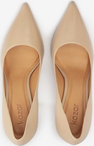 Kazar Pumps in Beige