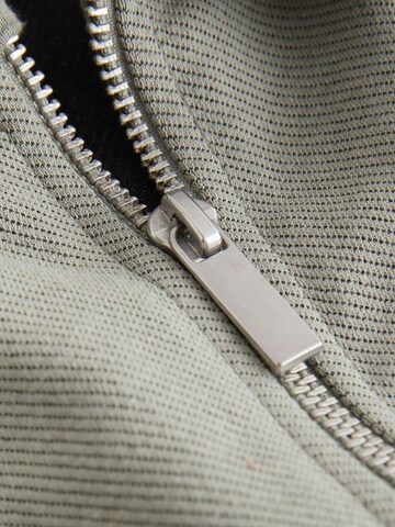 Next Демисезонная куртка в Зеленый