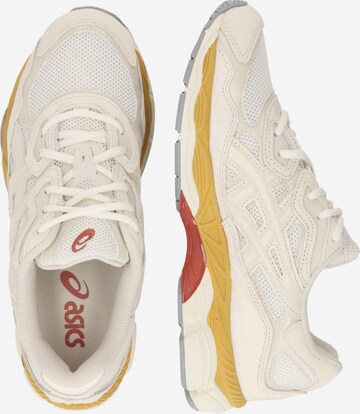 ASICS SportStyle - Zapatillas de running 'Gel-Nyc' en beige