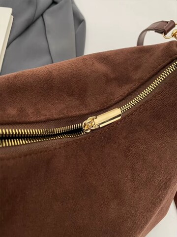 Hala Mode - Bolso de mano 'Zipper Faux Suede Pillow Shoulder and Crossbody Bag' en marrón