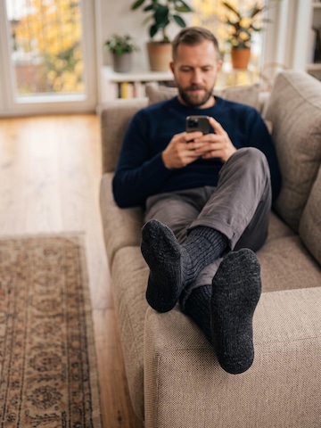 sockenkauf24 Skarpety 'Norweger Wollsocken' w kolorze czarny