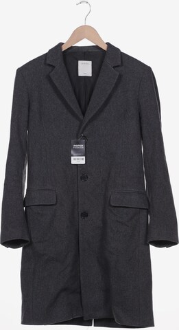 Sandro Jacket & Coat in M in Grey: front