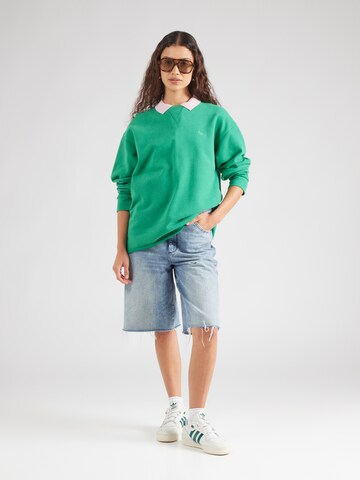 Superdry Sweatshirt 'Studios' in Groen