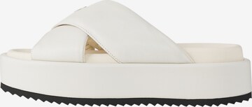 BOGNER Mules 'Sorrento' in White: front