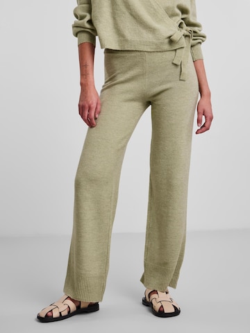 Wide Leg Pantalon 'Celic' PIECES en vert : devant