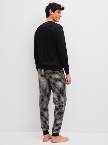 Pigiama lungo 'Relax Cosy Vibes 4' di CALIDA in nero
