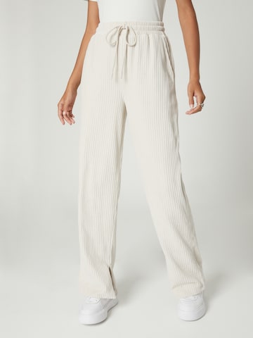 A LOT LESS Loose fit Pants 'HANNA' in White