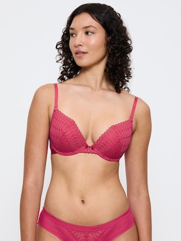 TRIUMPH Push-up Bra ' Aura Spotlight ' in Pink: front
