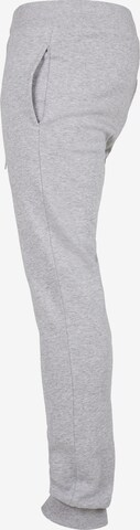 Urban Classics Tapered Broek in Grijs