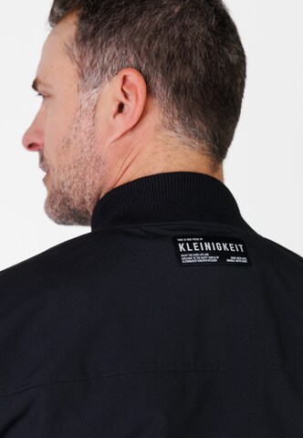 Kleinigkeit Between-Season Jacket in Black