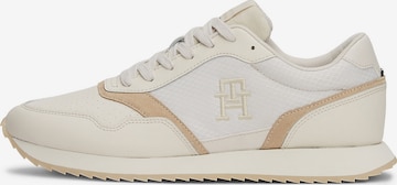 TOMMY HILFIGER Sneakers laag in Wit: voorkant