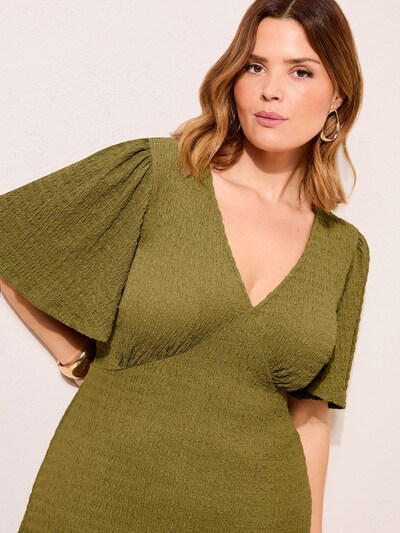 Rochie Friends Like These pe verde, Vizualizare produs