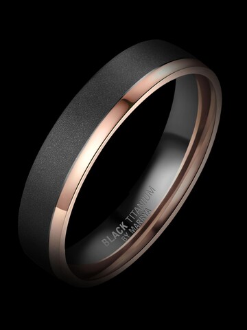 Anello 'MARRYA Ehering BT-06 aus Black Titanium' di MARRYA in oro