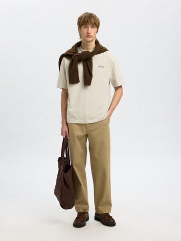 T-Shirt 'SLHNORMAN' SELECTED en gris