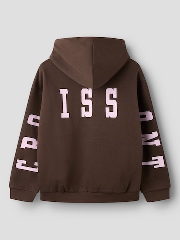 NAME IT - Sudadera en marrón