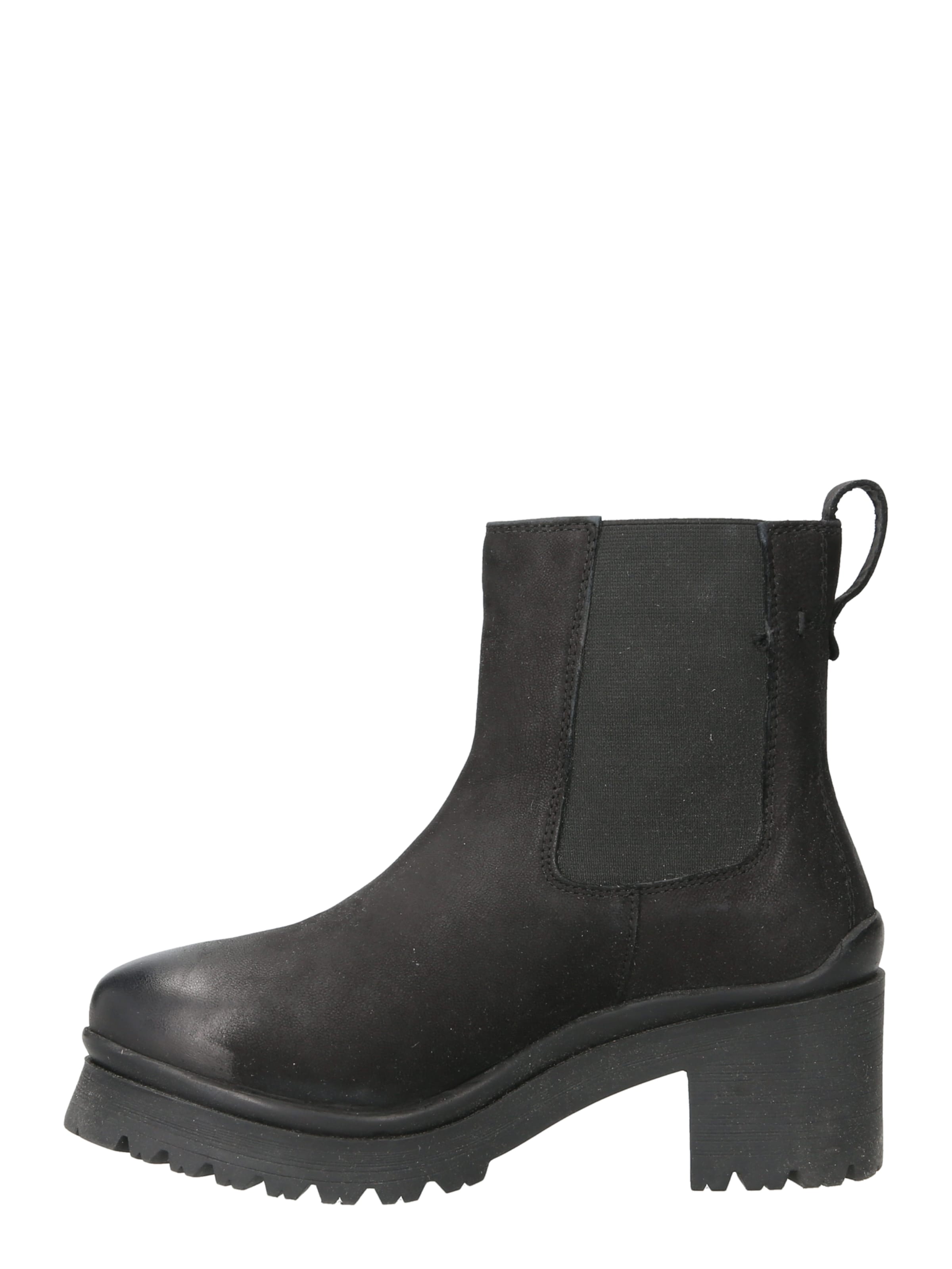 LASCANA Chelsea boots in Black