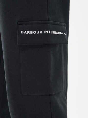 Barbour International Tapered Παντελόνι σε μαύρο