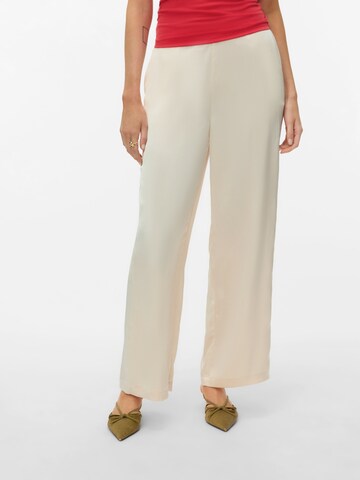 Wide leg Pantaloni 'VMKINSLEY' de la VERO MODA pe bej: față