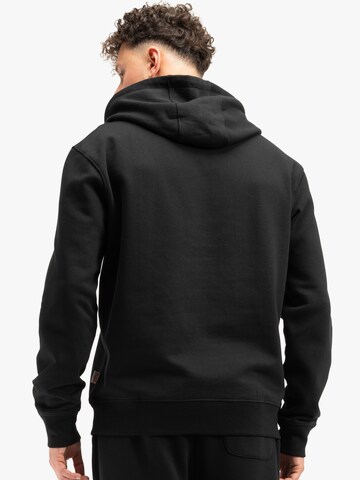 LONSDALE Sweatshirt 'Chatsworth' in Schwarz