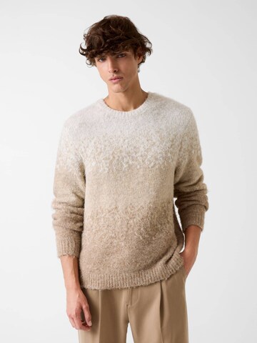 GUESS Sweater in Beige: front