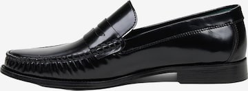 Desa - Mocasines 'Slipper' en negro: frente