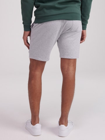 Shiwi Regular Shorts 'Sem' in Grau