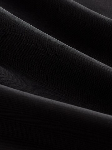 Next Bluse in Schwarz