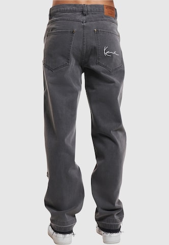 Karl Kani Bootcut Jeans in Grau