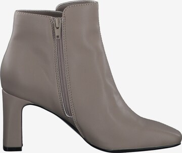 s.Oliver Ankle Boots in Grey