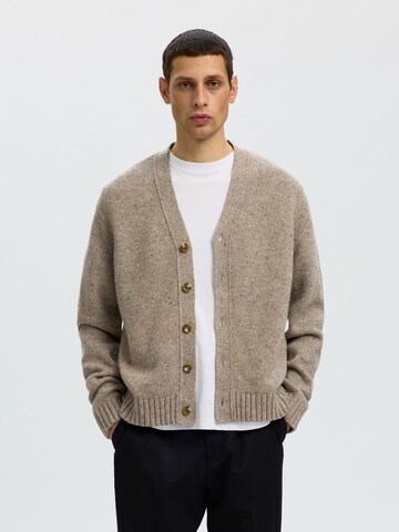 SELECTED Neuletakki 'SLHCODY' värissä beige: etupuoli