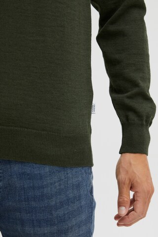 Coupe regular Pull-over 'Konrad' Casual Friday en vert