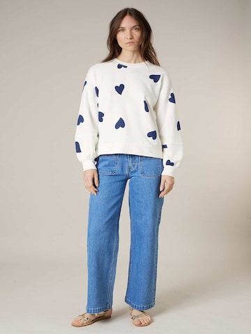 Sweat-shirt 'Mitsie' Deeluxe en blanc