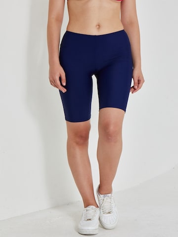 C&City Skinny Shorts in Blau