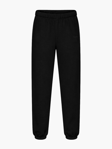 cfab (formerly creamy fabrics) Tapered Broek 'Carrot' in Zwart: voorkant