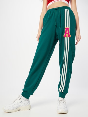 ADIDAS ORIGINALS Avsmalnet Bukse '3-Stripes ' i grønn: forside