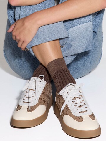 GUESS Sneakers 'Parlet' in Beige