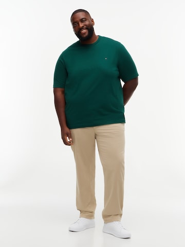 Tricou 'ESSENTIAL' de la TOMMY HILFIGER pe verde