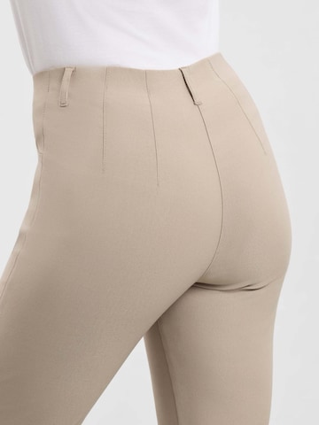 LAURIE Regular Trousers 'Kelly' in Beige