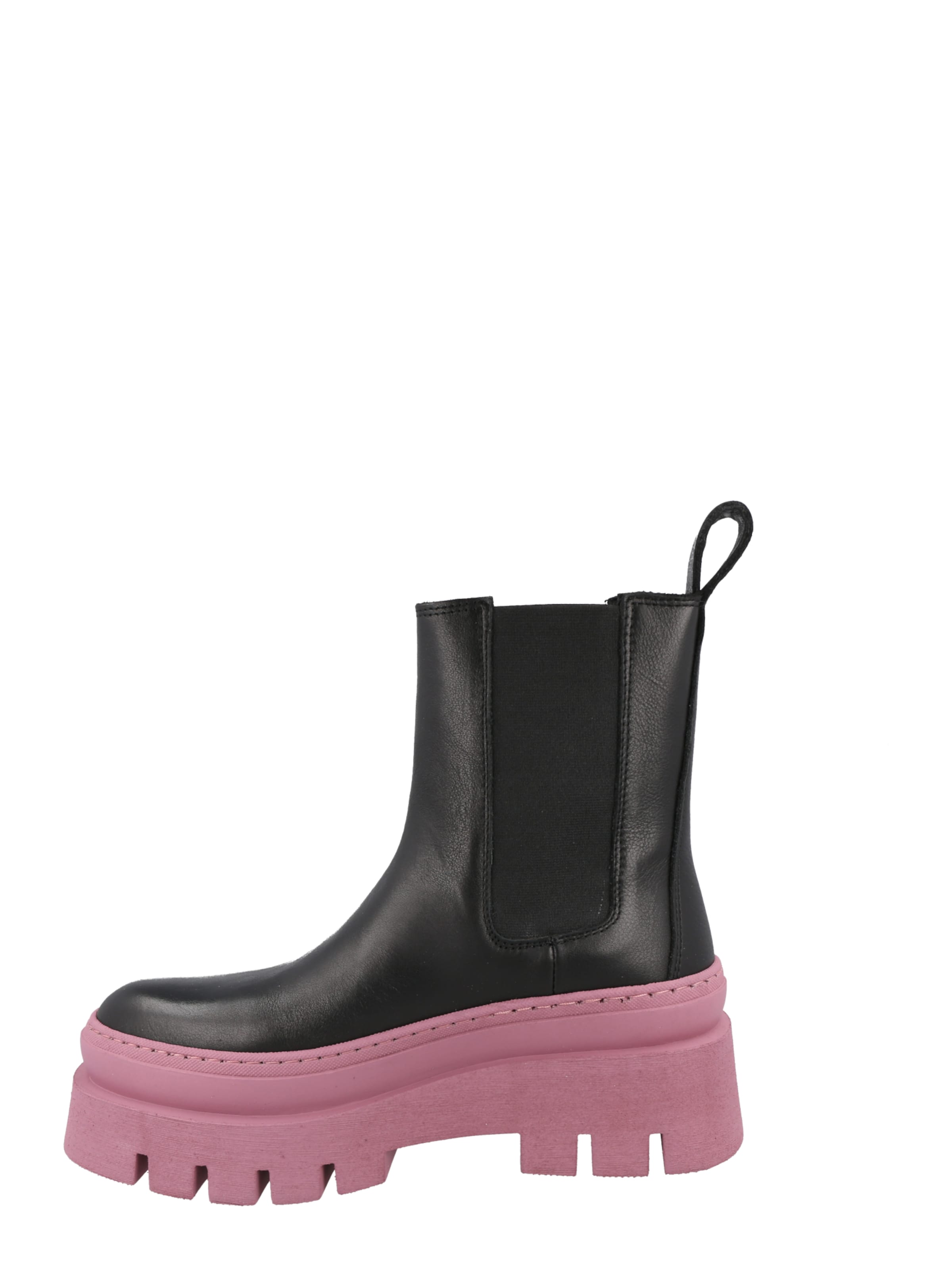Copenhagen Studios Chelsea Boots in Black