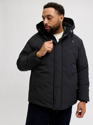 Jack & Jones Plus Talviparka 'JJEWOOD' värissä musta